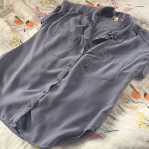 Cloth & Stone Gray Button Down Shirt